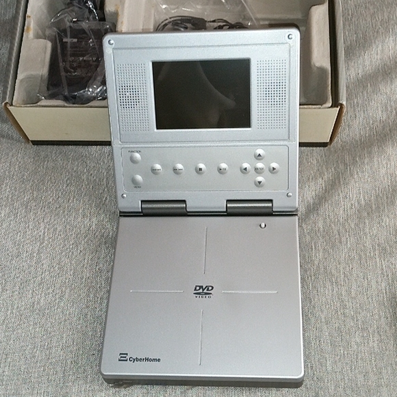 Cyberhome Portable Audio & Video Vintage Ldv Portable Dvd Player